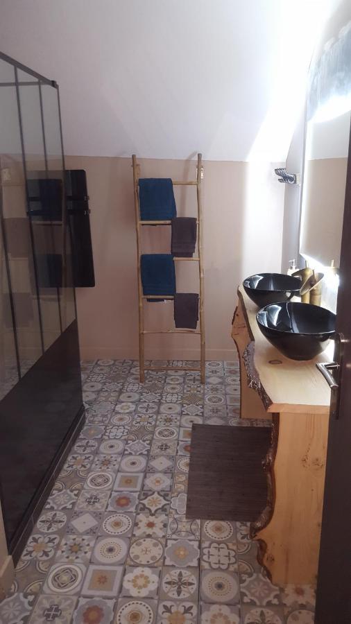Appartement Spacieux Et Atypique Sedán Exterior foto